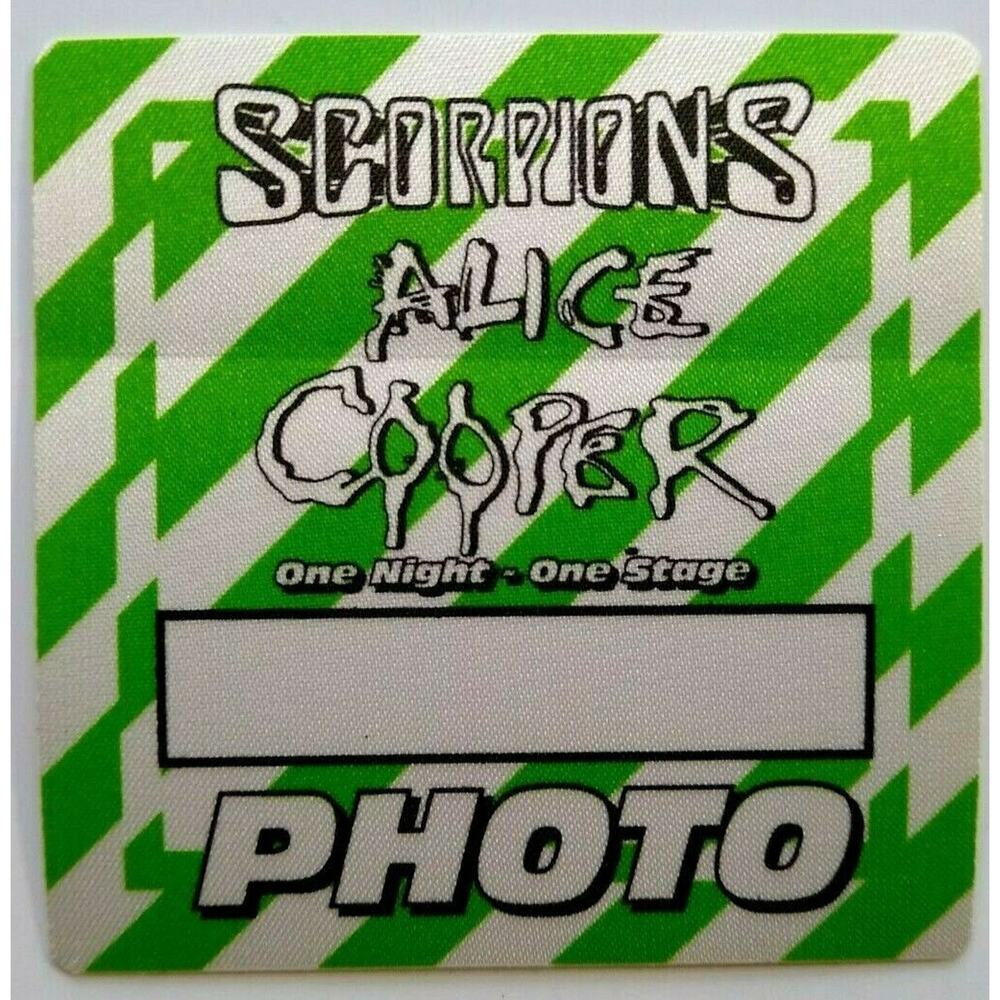 Alice Cooper Scorpions  Backstage Pass Original 1996 Hard Rock Music Green